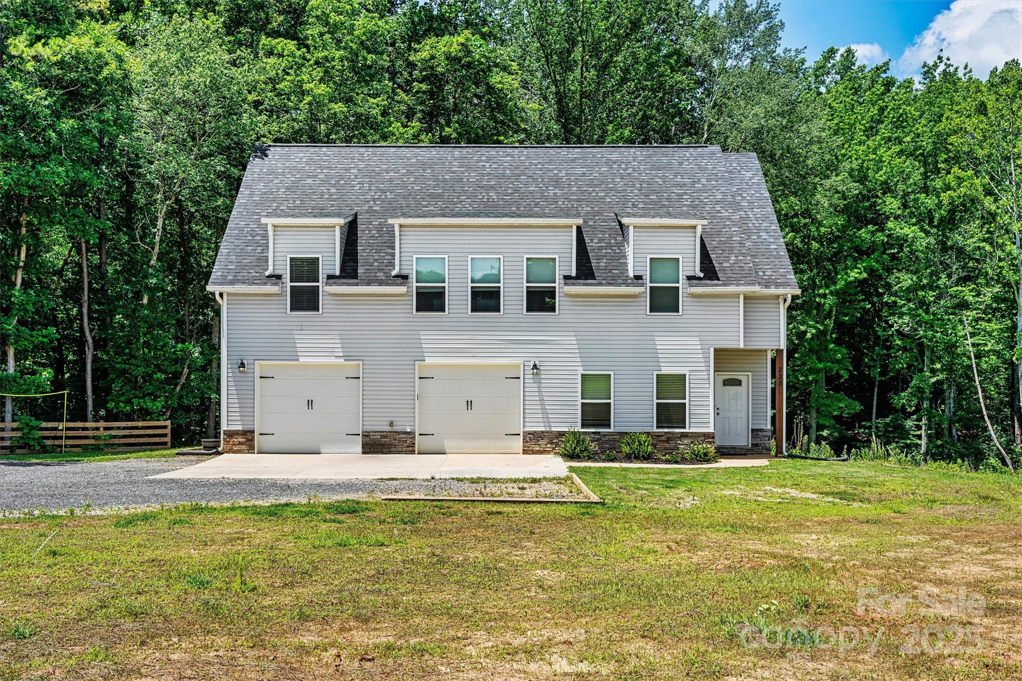 237 Mariposa Road Stanley, NC 28164 - Photo 5 of 40 Gallery Image 5