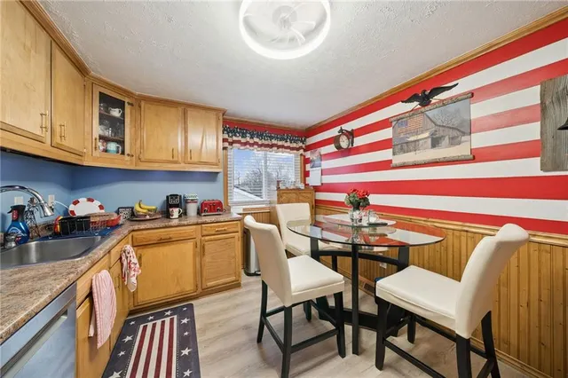 $148,000 | 1212 Center Avenue, North Versailles, PA 15137