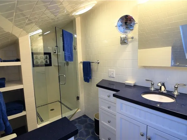 $12,500 | 35 Chastellux Avenue, Unit J, Newport, RI 02840