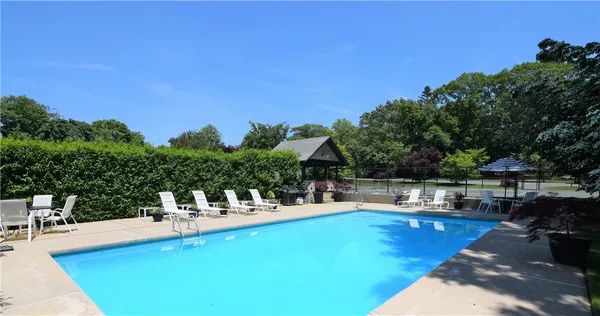 $12,500 | 35 Chastellux Avenue, Unit J, Newport, RI 02840