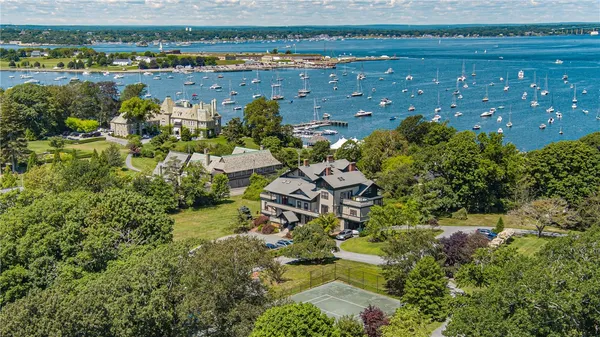 $12,500 | 35 Chastellux Avenue, Unit J, Newport, RI 02840