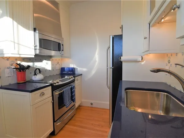 $12,500 | 35 Chastellux Avenue, Unit J, Newport, RI 02840