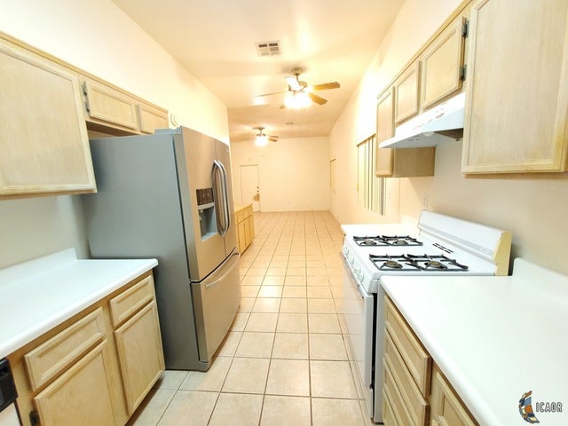 1871 Rodeo Drive Imperial, CA 92251 - Photo 9 of 10 Gallery Image 9