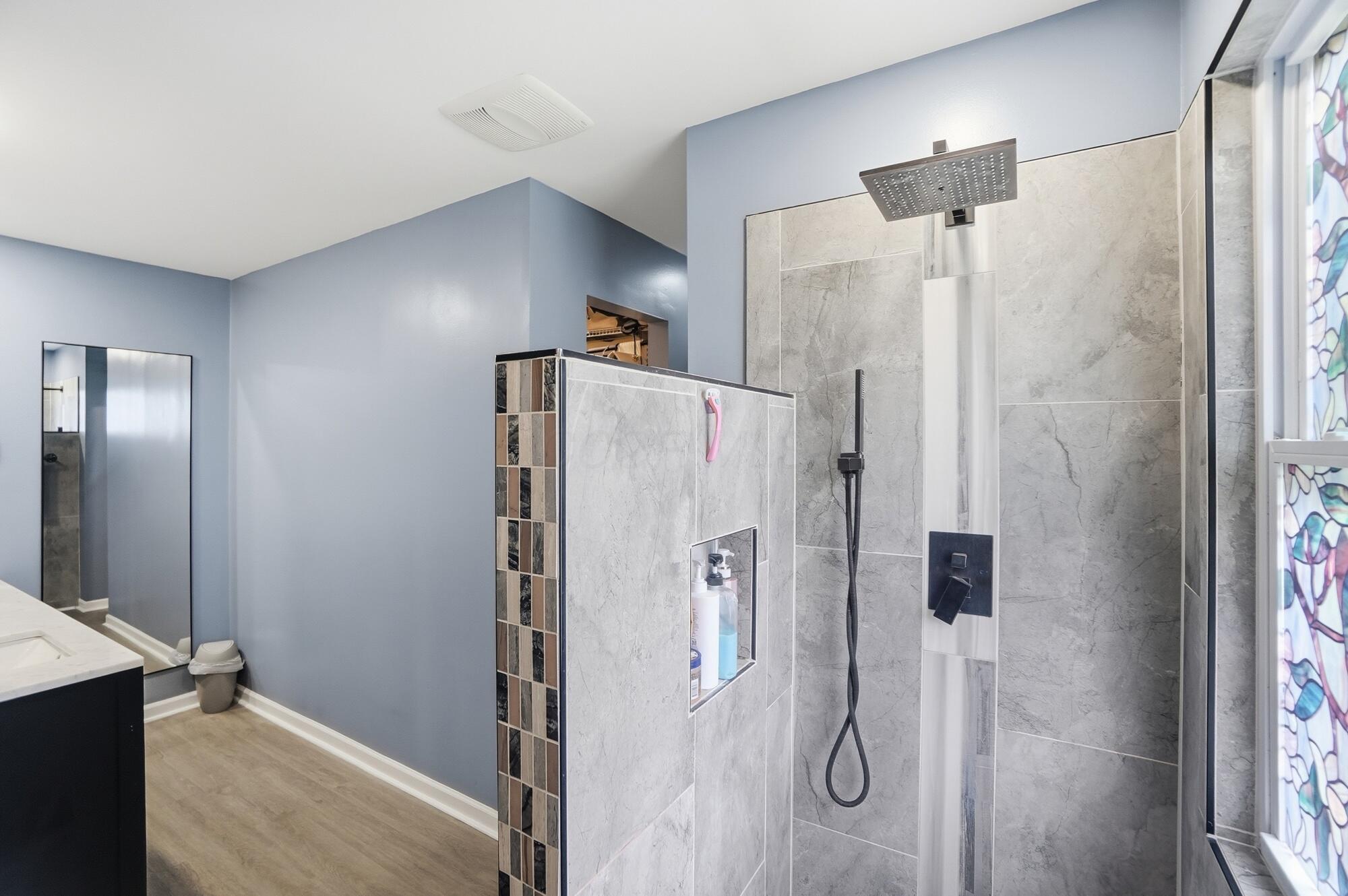 1199 Riva Ridge Boulevard Columbus, OH 43230 - Photo 45 of 95 Owner's Bath