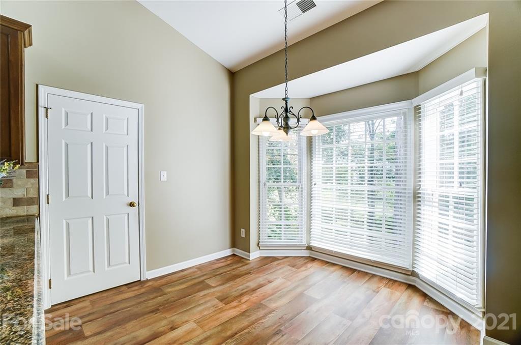 10742 Ridge Acres Road Charlotte, NC 28214 - Photo 13 of 26 Gallery Image 13