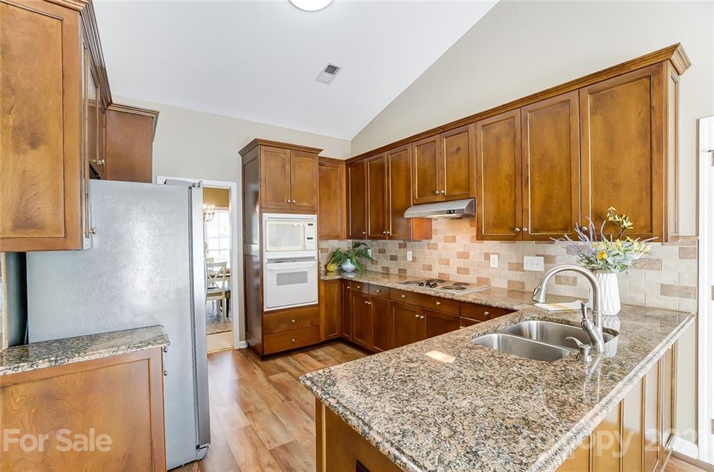 10742 Ridge Acres Road Charlotte, NC 28214 - Photo 14 of 26 Gallery Image 14