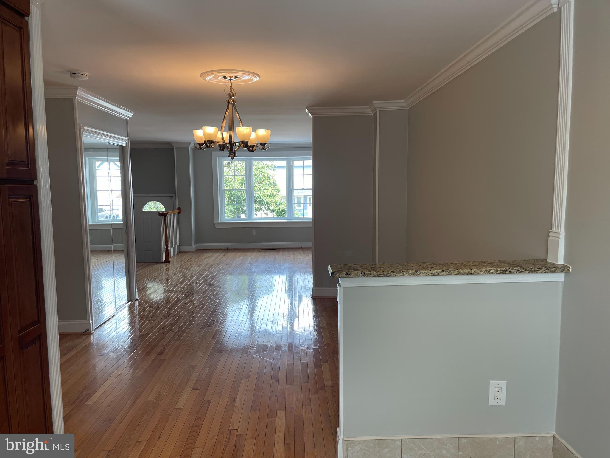 3568 Dows Road Philadelphia, PA 19154 - Photo 11 of 70 Gallery Image 11