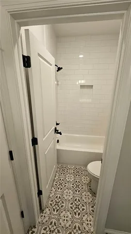 $699,999 | 821 Dodd Trail, Buford, GA 30518