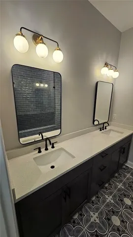 $699,999 | 821 Dodd Trail, Buford, GA 30518