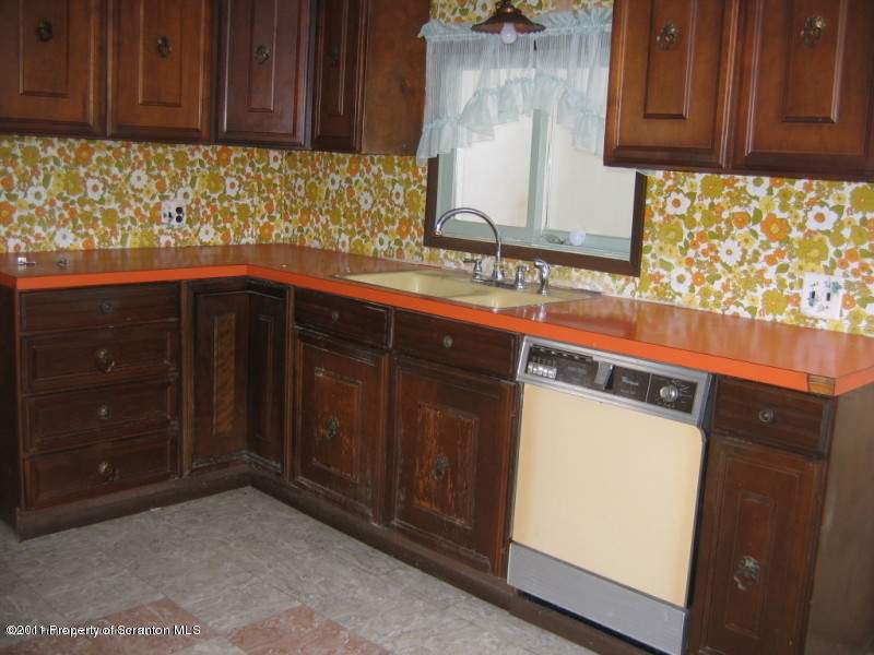 81 Chapman Lake Road Olyphant, PA 18447 - Photo 7 of 11 Gallery Image 7