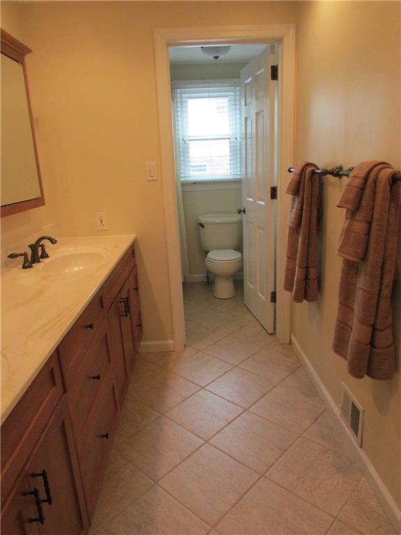 1765 Partridge Run Road Upper St. Clair, PA 15241 - Photo 20 of 25 FULL BATHROOM