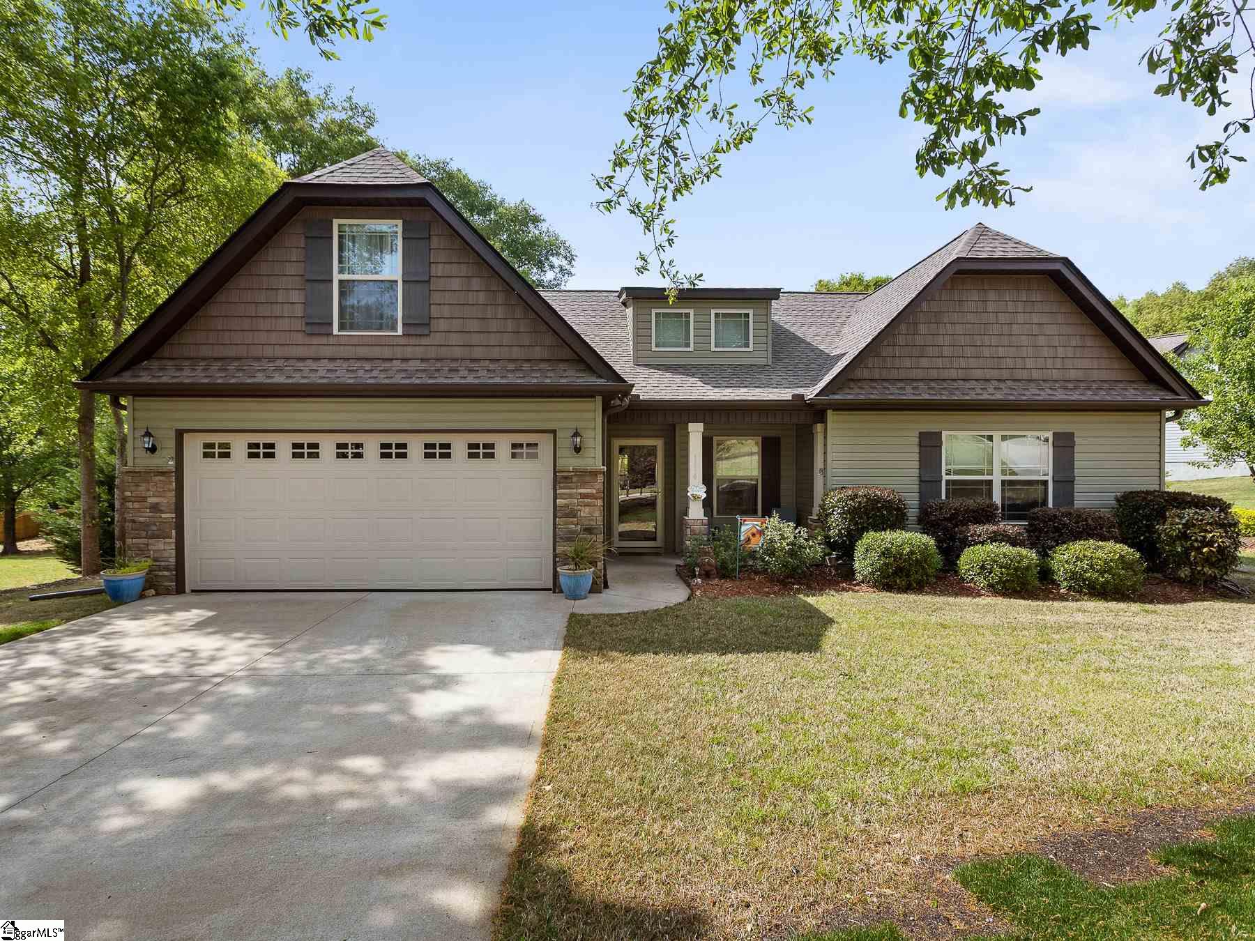114 Long Creek Court Inman, SC 29349 - Photo 2 of 36 Gallery Image 2