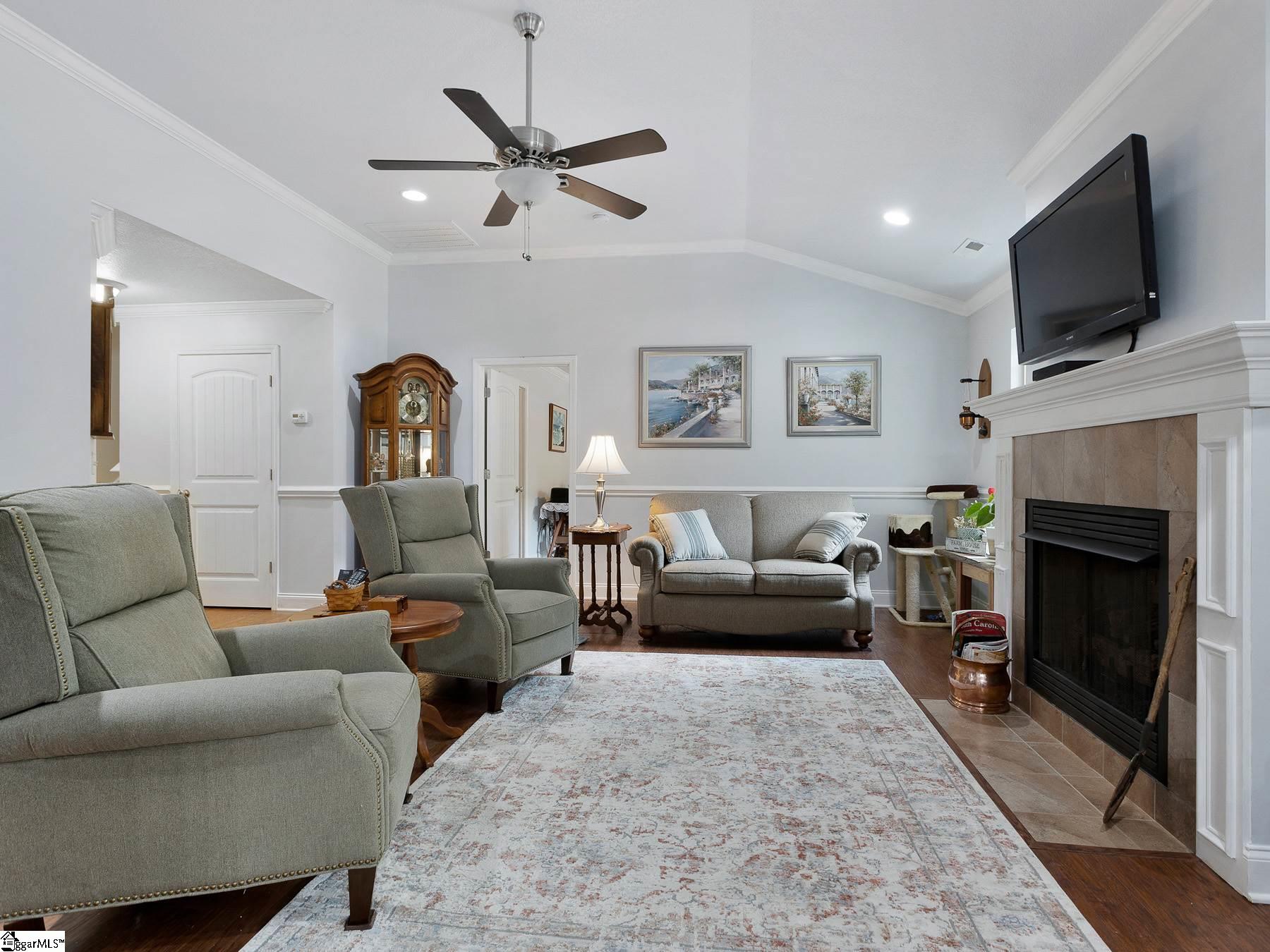 114 Long Creek Court Inman, SC 29349 - Photo 7 of 36 Gallery Image 7