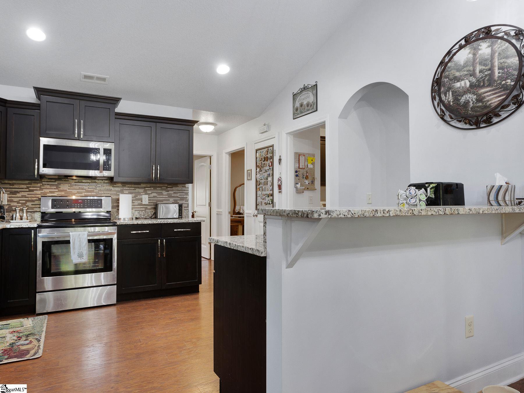 114 Long Creek Court Inman, SC 29349 - Photo 10 of 36 Gallery Image 10