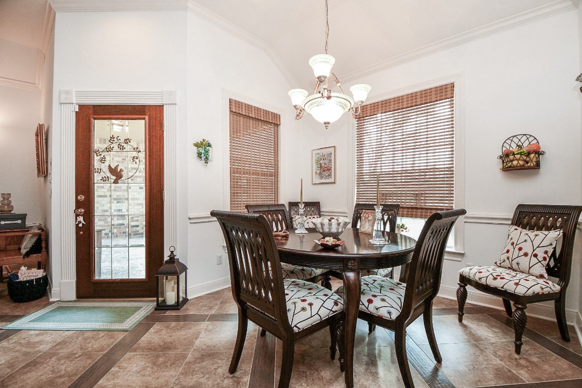 3680 Eula Morgan Road Katy, TX 77493 - Photo 40 of 50 Coming off the breezeway from the main house you enter the Guest House. What a quaint, inviting dining space, just off the entrance of the guest house. Notice the custom flooring.