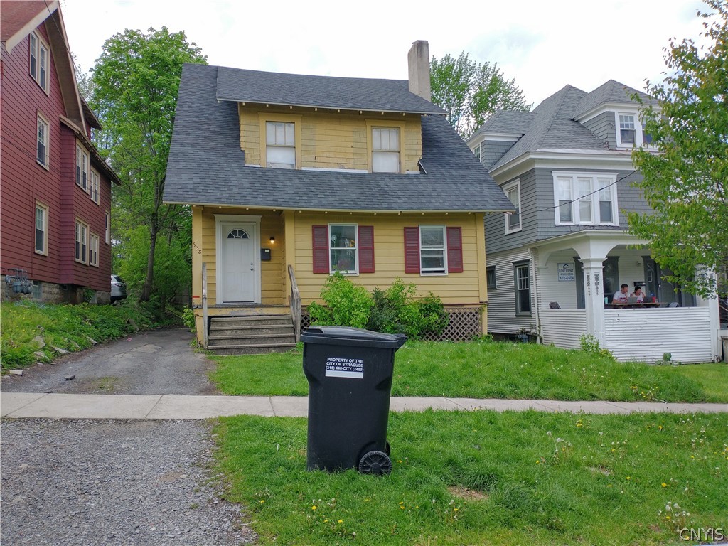 938 Ackerman Avenue Syracuse, NY 13210 - Photo 1 of 1