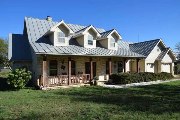 $939,500 | 730 South Chaparral, Burnet, TX 78611