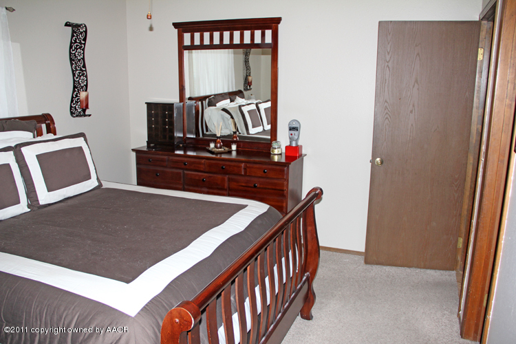 5209 Royce Drive Amarillo, TX 79110 - Photo 11 of 20 Master Bedroom 2