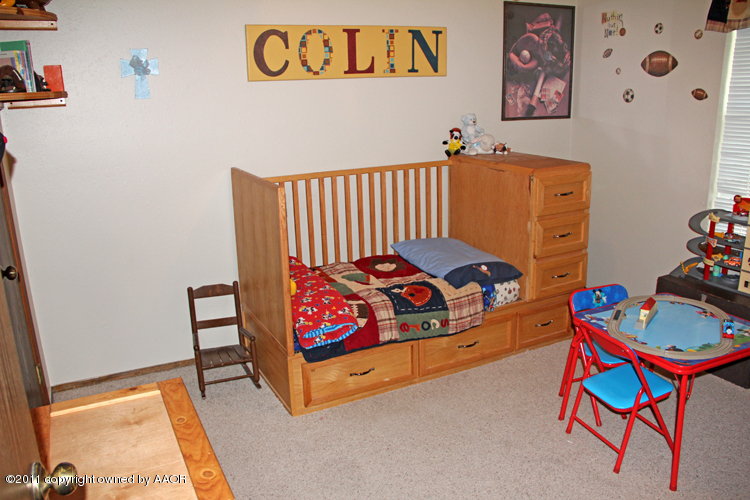 5209 Royce Drive Amarillo, TX 79110 - Photo 15 of 20 3rd Bedroom