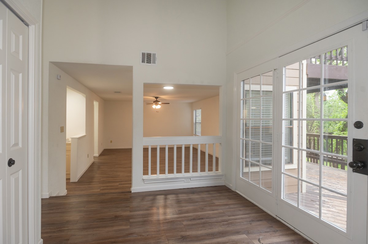 11513 Juniper Ridge Drive Austin, TX 78759 - Photo 8 of 35