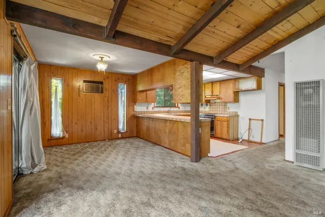 $300,000 | 24465 Sherwood Road, Willits, CA 95490