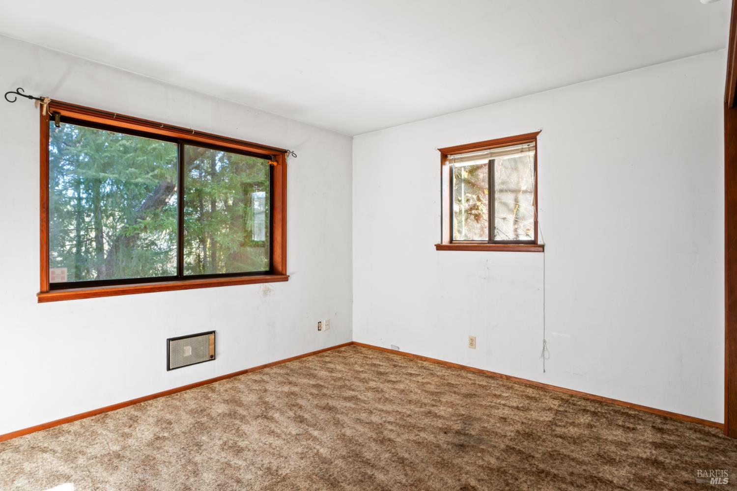 24465 Sherwood Road Willits, CA 95490 - Photo 16 of 24