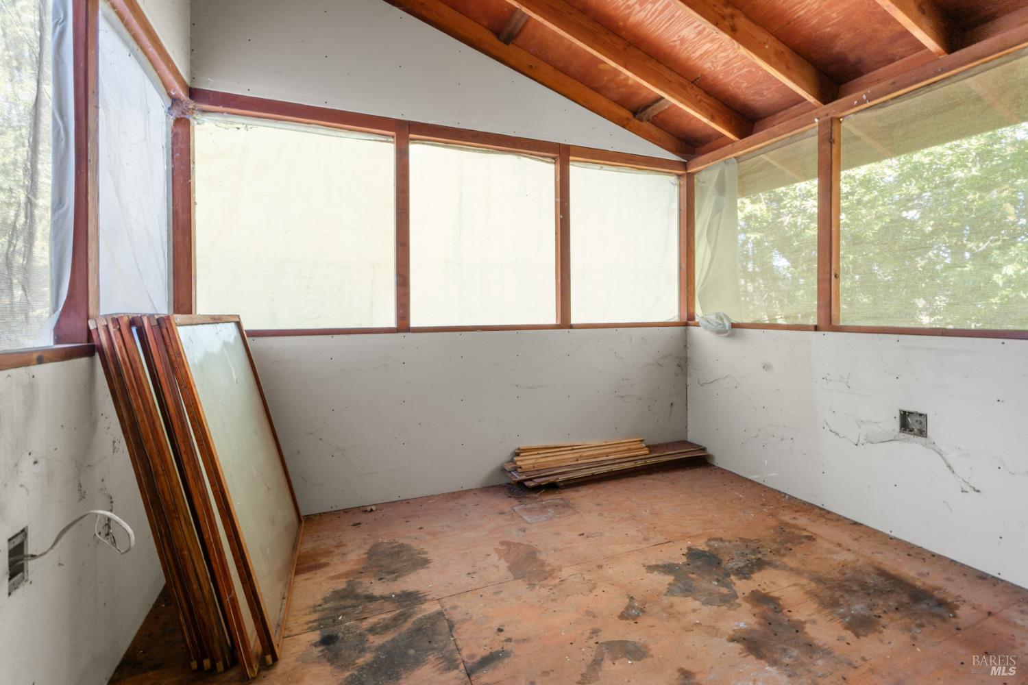 24465 Sherwood Road Willits, CA 95490 - Photo 23 of 24