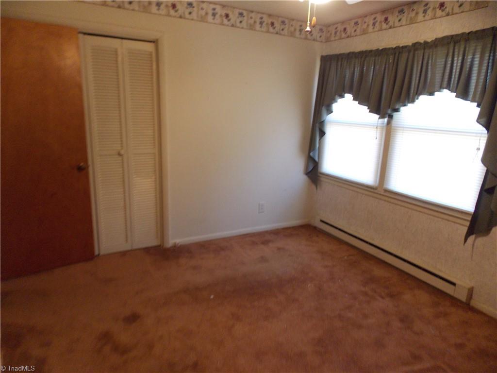 1004 Hillcroft Road Browns Summit, NC 27214 - Photo 12 of 29