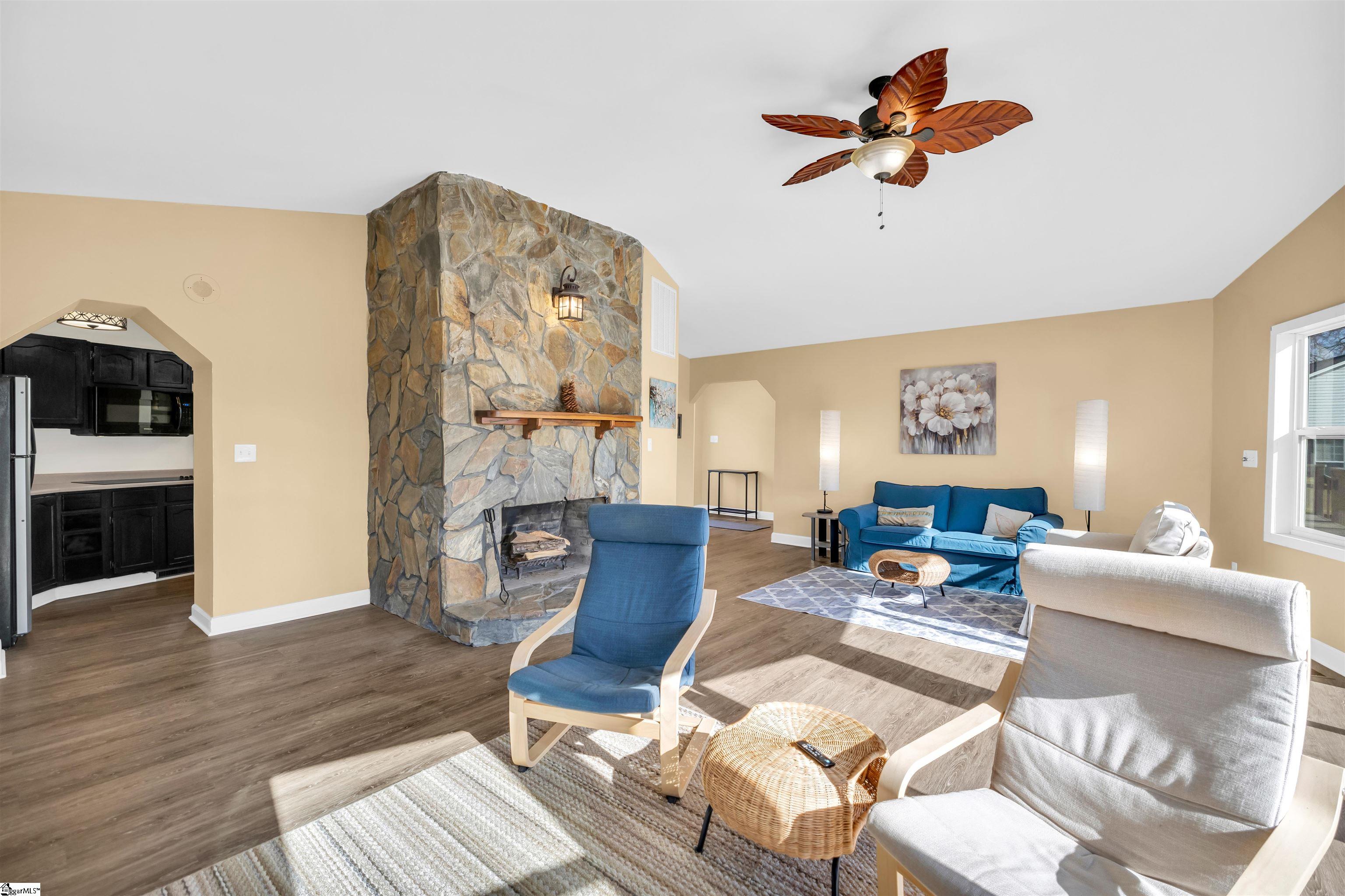 336 Harbor Crest Drive Waterloo, SC 29384 - Photo 11 of 35