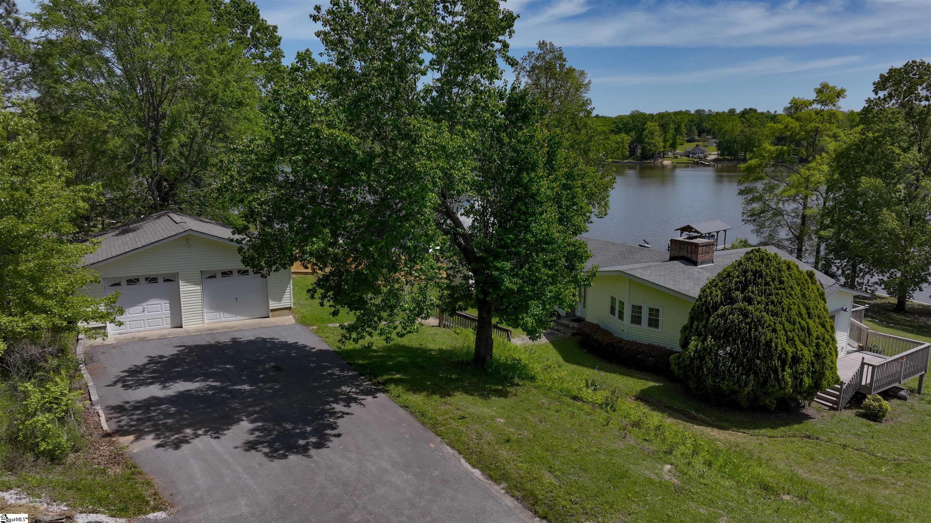 336 Harbor Crest Drive Waterloo, SC 29384 - Photo 2 of 35