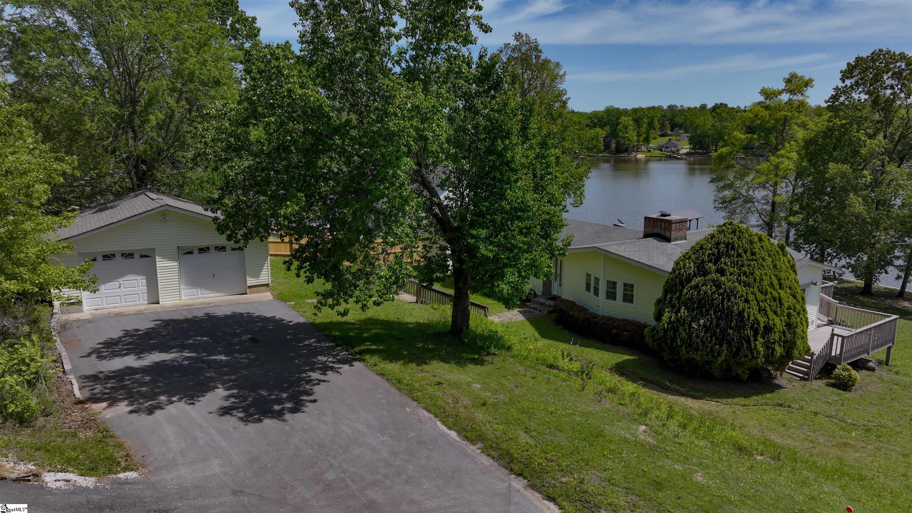 336 Harbor Crest Drive Waterloo, SC 29384 - Photo 3 of 35