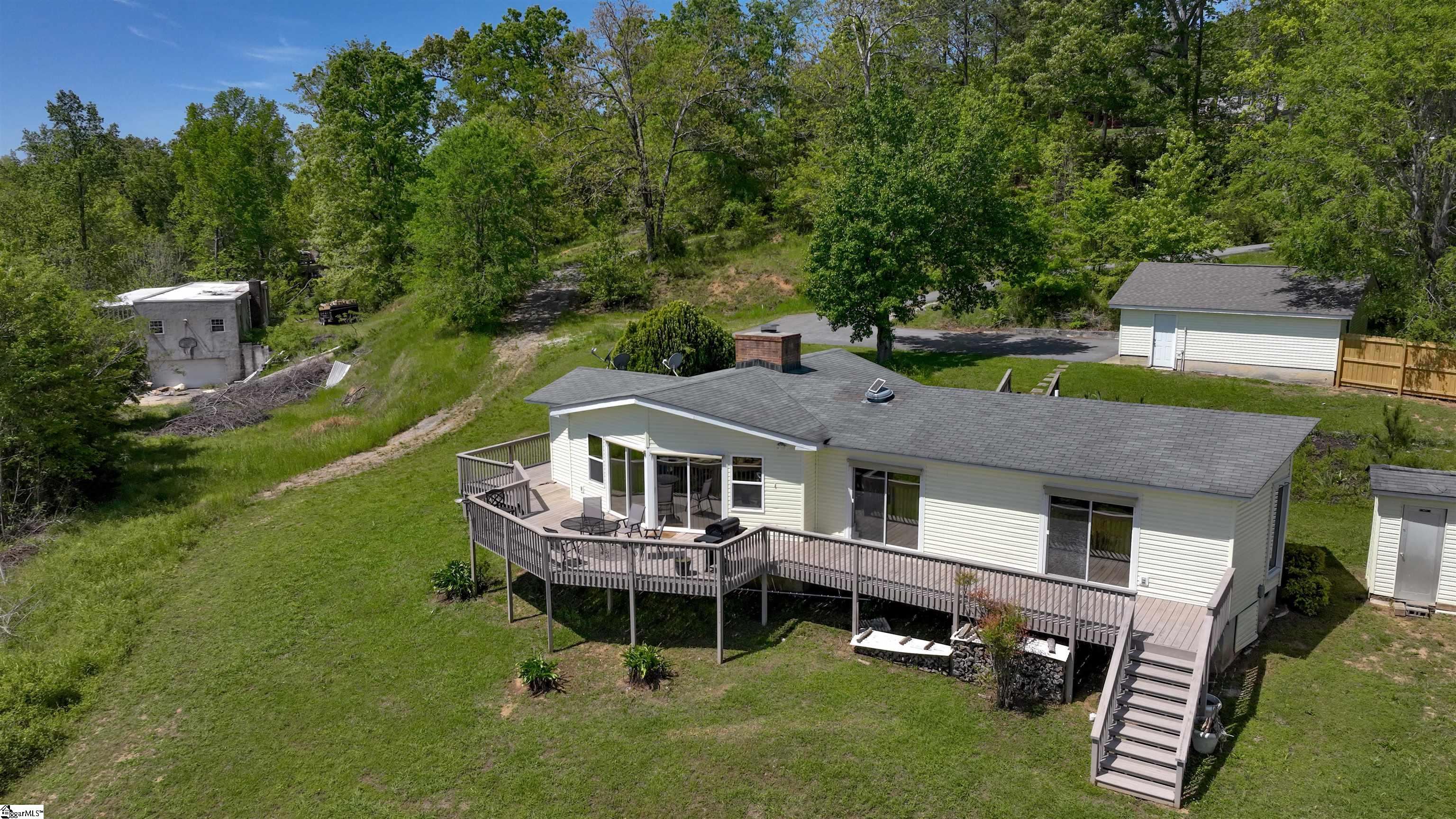 336 Harbor Crest Drive Waterloo, SC 29384 - Photo 5 of 35