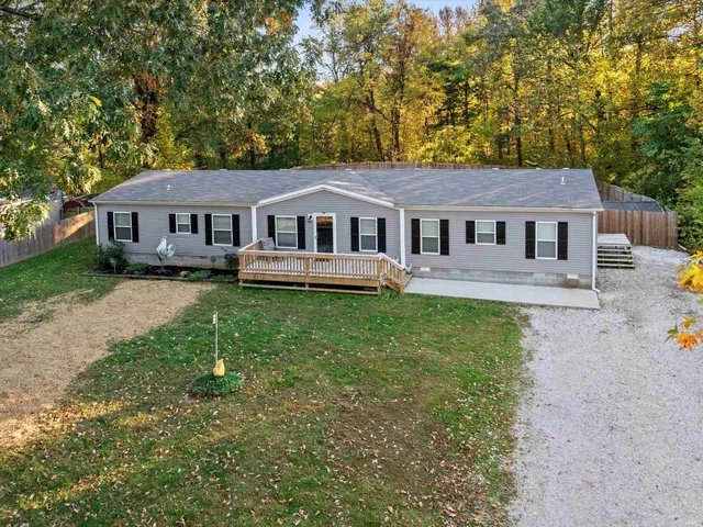 $259,900 | 1611 Hills Road, Newburgh, IN 47630