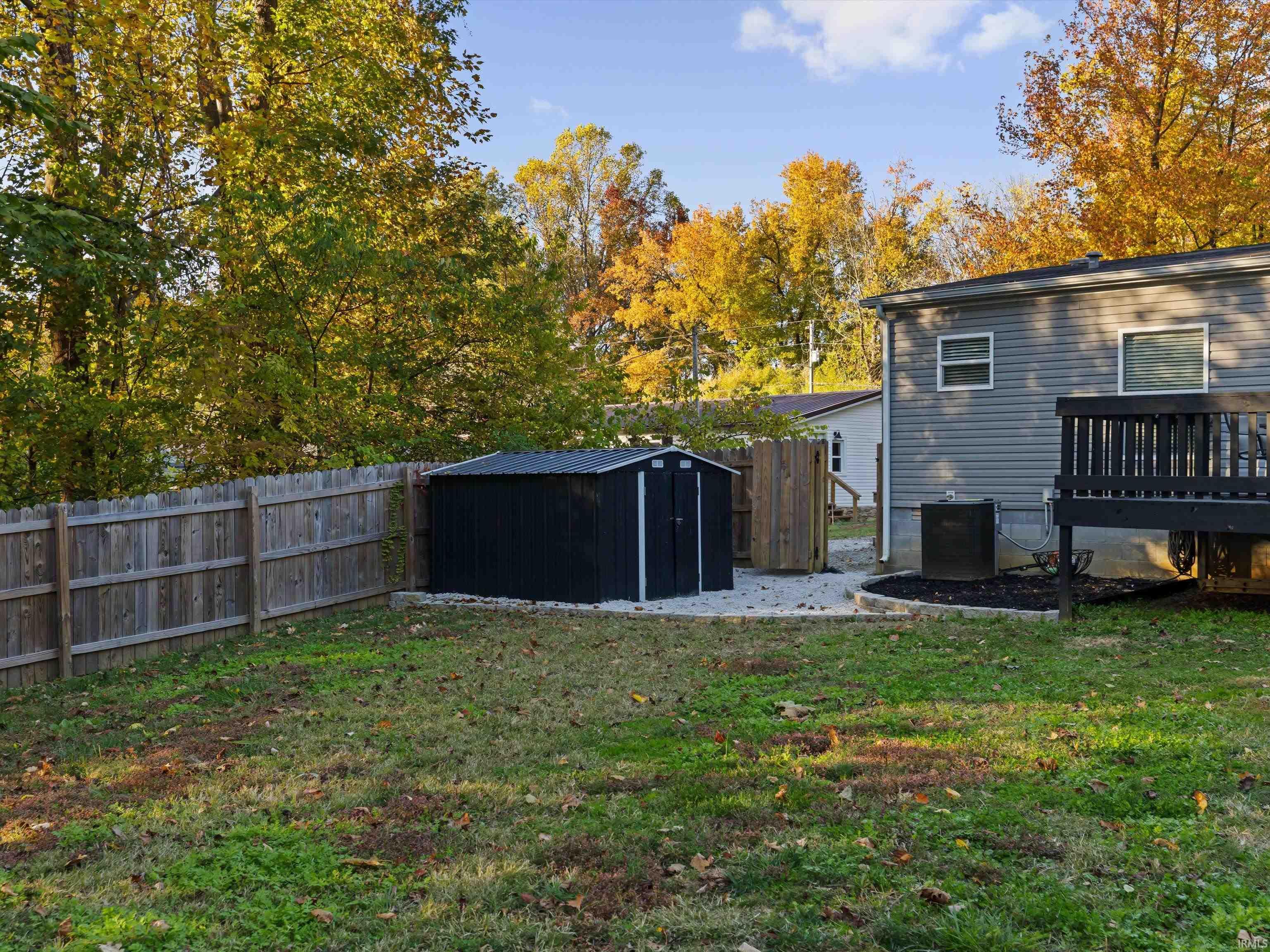 1611 Hills Road Newburgh, IN 47630 - Photo 19 of 36 Gallery Image 19