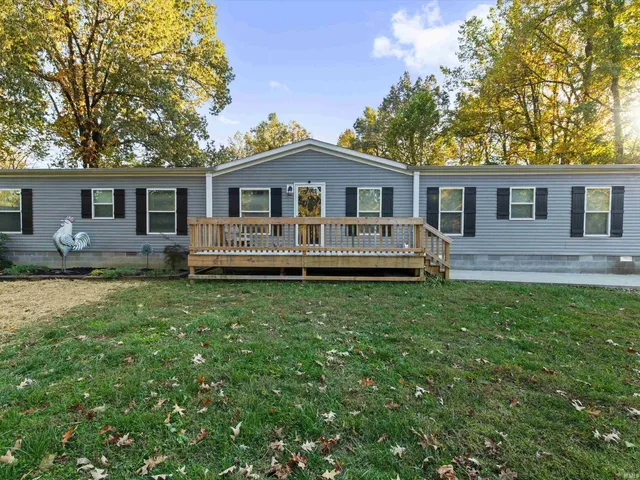 $259,900 | 1611 Hills Road, Newburgh, IN 47630