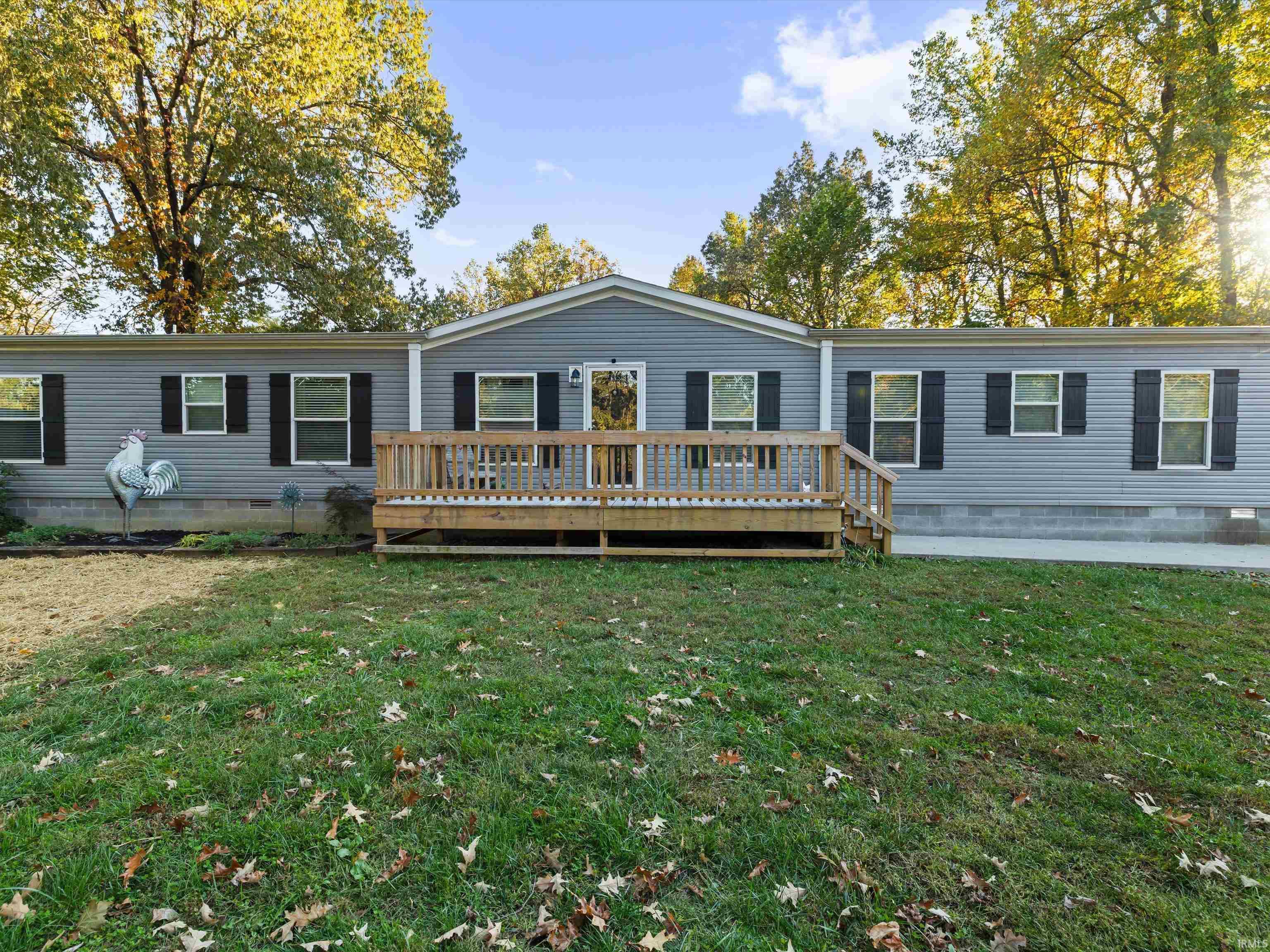 1611 Hills Road Newburgh, IN 47630 - Photo 2 of 36 Gallery Image 2