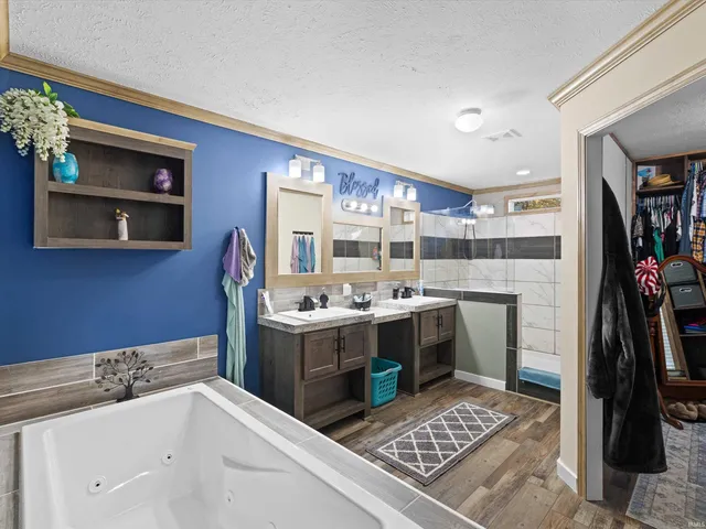 $259,900 | 1611 Hills Road, Newburgh, IN 47630