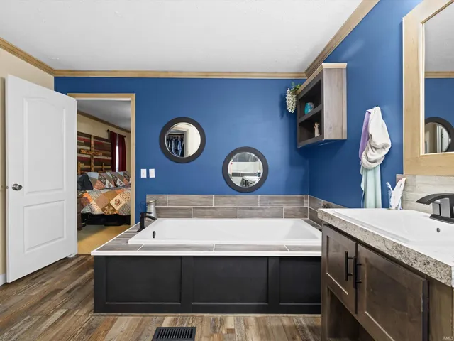 $254,900 | 1611 Hills Road, Newburgh, IN 47630