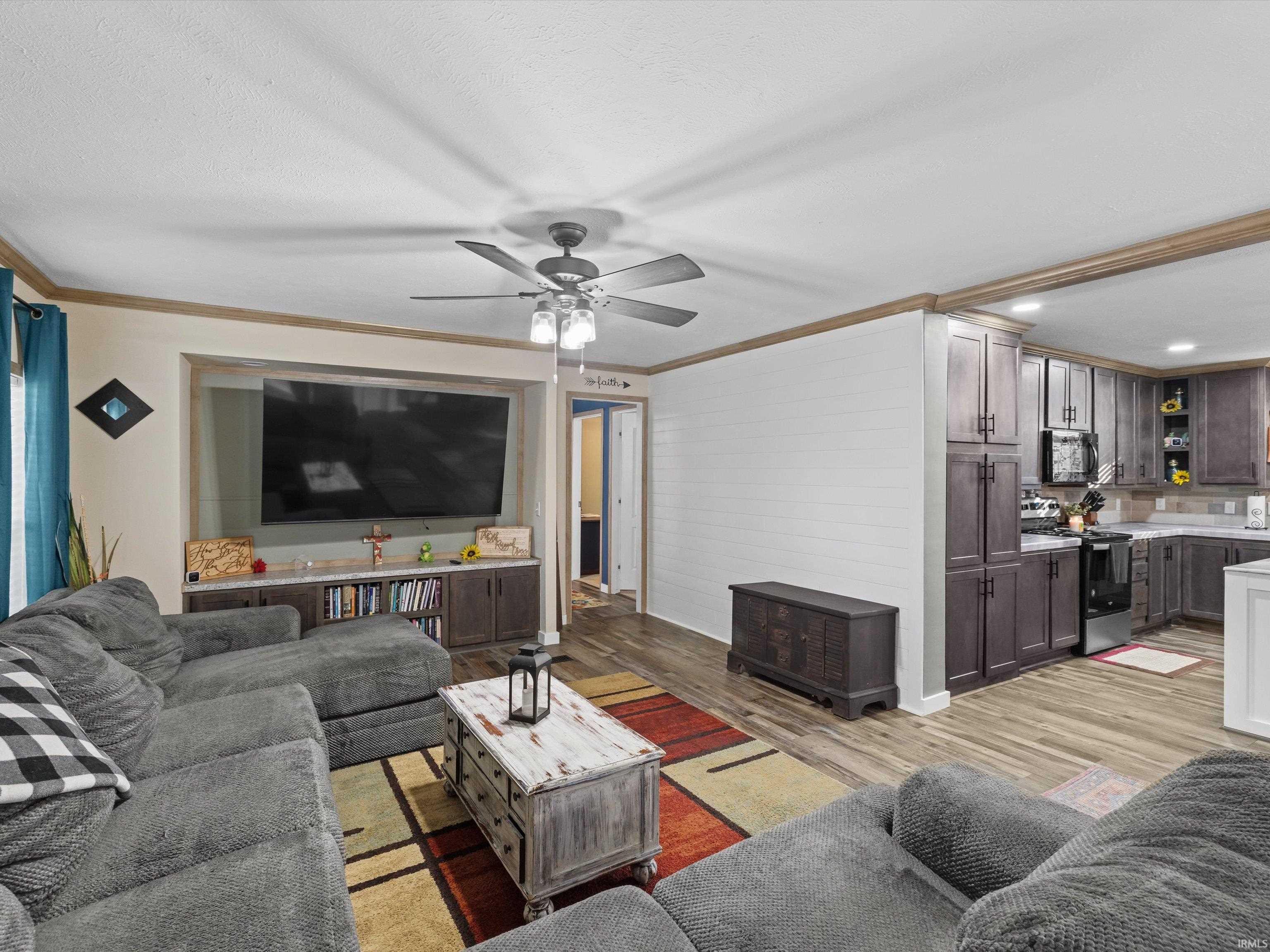 1611 Hills Road Newburgh, IN 47630 - Photo 7 of 36 Gallery Image 7