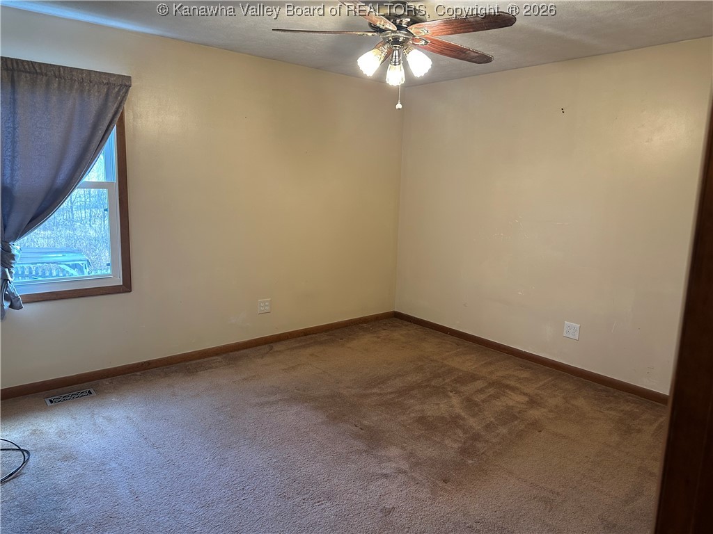 153 Rolling Meadows Road Scott Depot, WV 25560 - Photo 8 of 14 Gallery Image 8