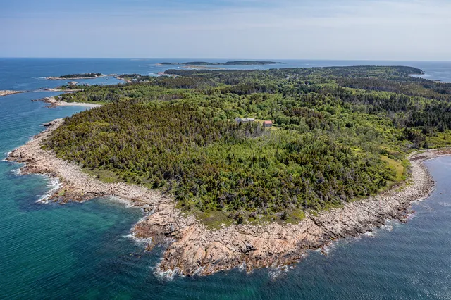 $1,850,000 | 161 North Road, Matinicus, ME 04851