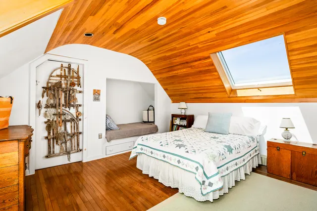 $1,850,000 | 161 North Road, Matinicus, ME 04851