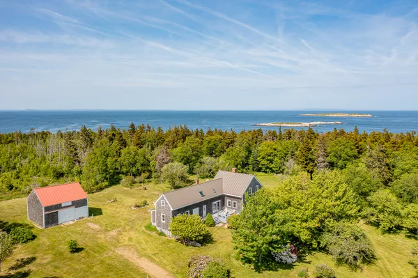 $1,850,000 | 161 North Road, Matinicus, ME 04851