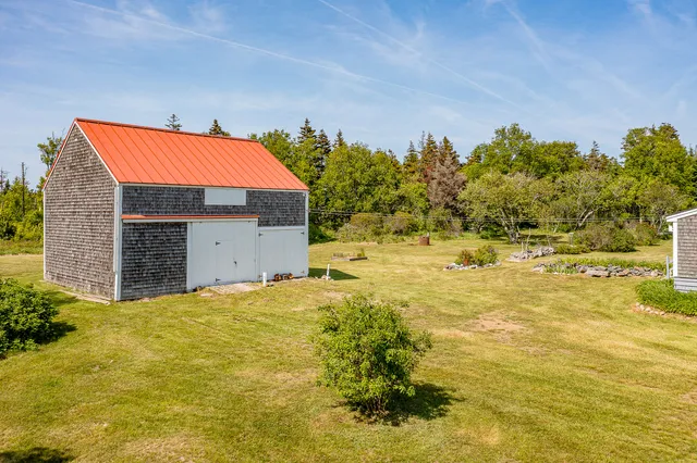$1,850,000 | 161 North Road, Matinicus, ME 04851