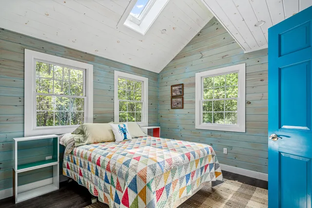 $1,850,000 | 161 North Road, Matinicus, ME 04851