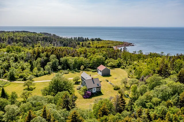$1,850,000 | 161 North Road, Matinicus, ME 04851