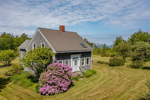 $1,850,000 | 161 North Road, Matinicus, ME 04851