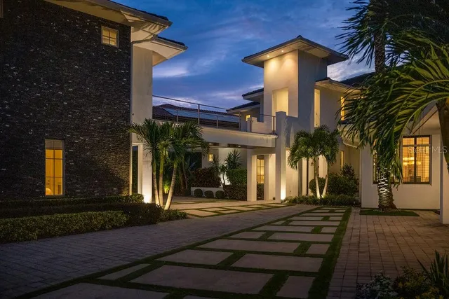 $5,489,000 | 9721 Carillon Park Drive, Windermere, FL 34786