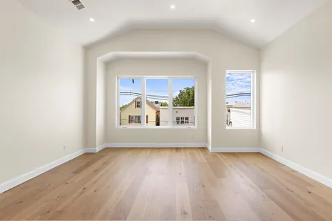 $1,250,000 | 79 East 23rd Street, Bayonne, NJ 07002