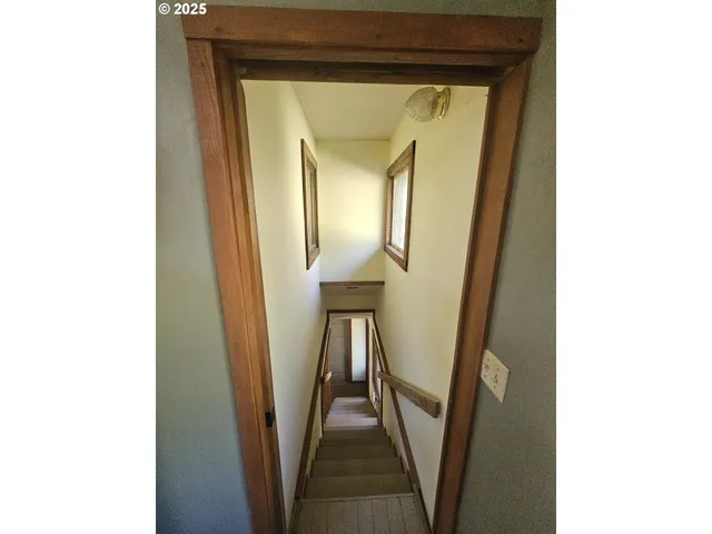 a view of a livingroom with furniture